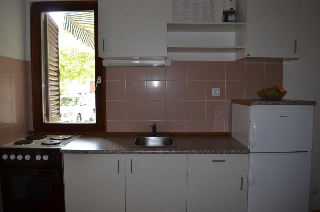 Sersic Apartment